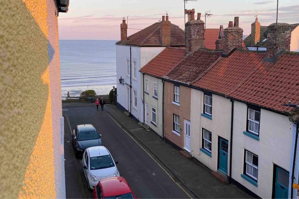 Lilly'S Cottage, Filey, Sleeps 8 Exterior photo